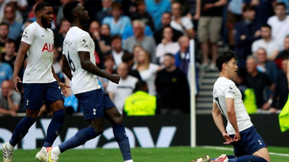 Premier Lig'in açılış haftasında Tottenham, sahasında Manchester City'i 1-0 mağlup etti