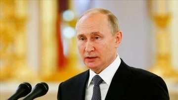 Putin, enerji ihracatında 'güney ve doğudaki' piyasalara yöneleceklerini bildirdi