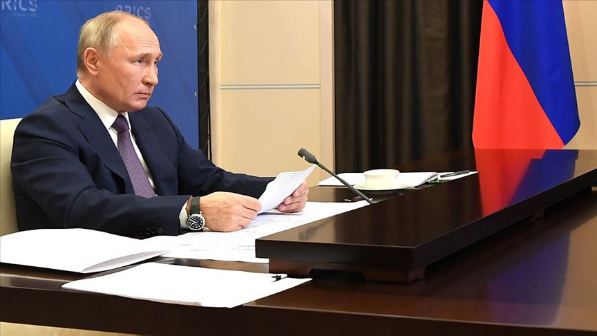 Putin: Kovid-19, Büyük Buhran’dan bu yana görülmeyen sistematik bir ekonomik kriz başlattı