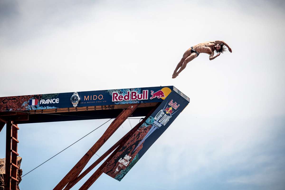 Red Bull Cliff Diving'de heyecan Fransa'da başladı