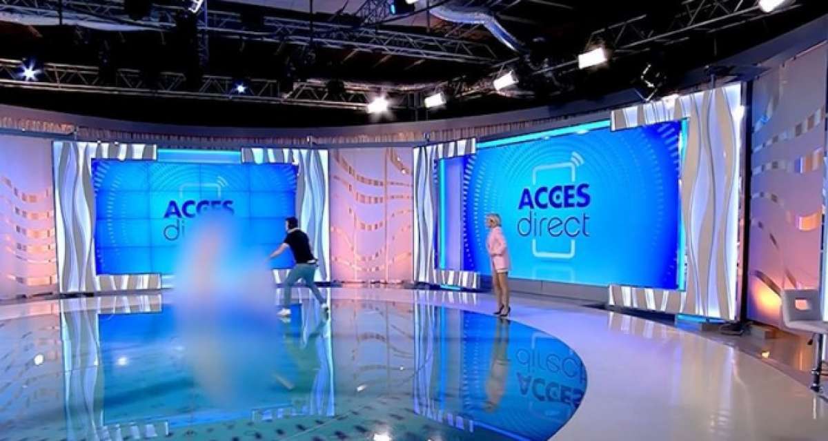 Romanya'da çıplak bir kadın canlı yayında sunucuya saldırdı
