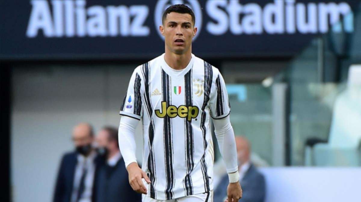 Ronaldo'nun Juventus'taki geleceği bugün yapılacak görüşmeyle netleşecek