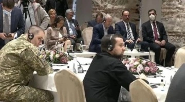 Rus oligark Abramoviç de Dolmabahçe'de! Müzakerelere aracılık ediyor