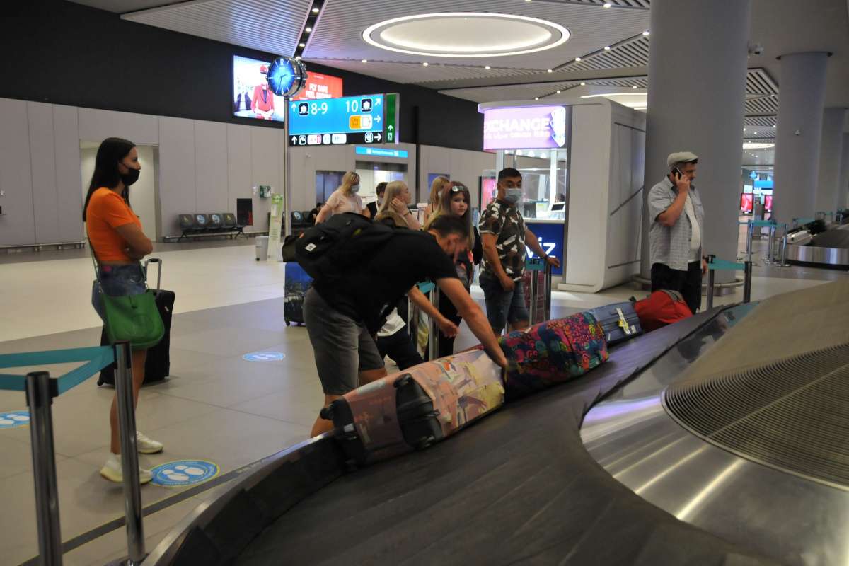 Rus turistler İstanbul'a geldi