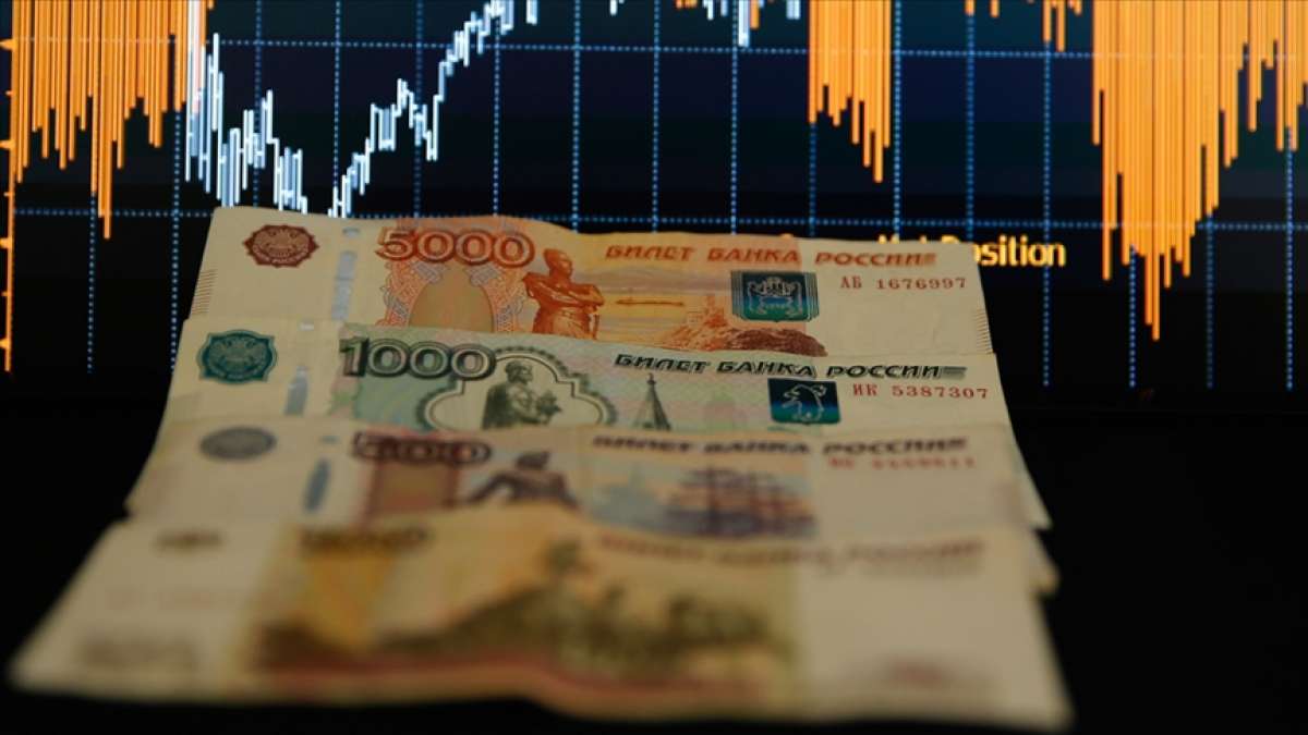 Rusya'da bütçe 2020'de 4,1 trilyon ruble açık verdi