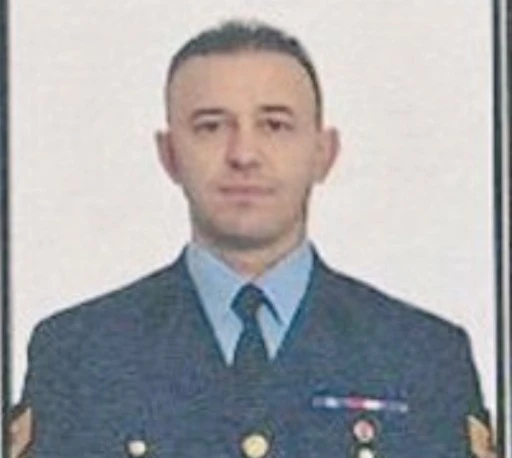 Sakaryalı şehidin baba ocağına Türk bayrağı asıldı