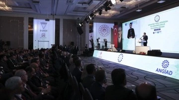 Sanayide Yeşil D&ouml;n&uuml;ş&uuml;m ve S&uuml;rd&uuml;r&uuml;lebilir Kalkınma Zirvesi ger&ccedil;ekleştirildi