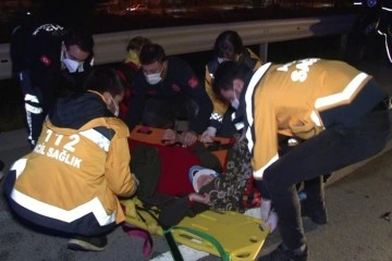 Sancaktepe'de feci kaza: 2 otomobil kafa kafaya çarpıştı, 4 yaralı