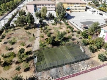 Şanlıurfa'da 12 okula halı sahaya projesi