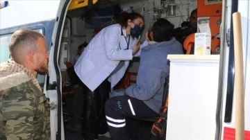 Şanlıurfa'da depremzedelere mobil sağlık hizmeti sunuluyor