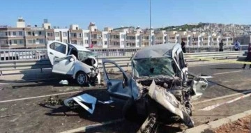 Şanlıurfa’da hafif ticari araç ile otomobil çarpıştı: 5 yaralı