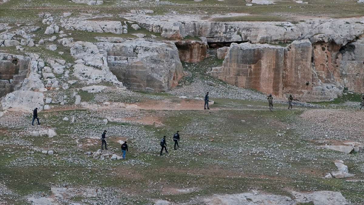 Şanlıurfa'da mağaralara drone destekli operasyon: 29 gözaltı