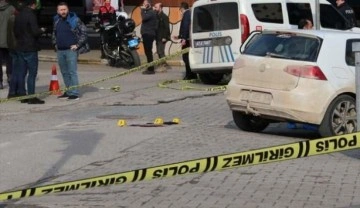 Şanlıurfa&rsquo;da silahla ateş açılması sonucu yaralanan 2 polis şehit oldu