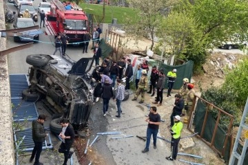 Sarıyer’de zırhlı polis aracı kaza yaptı: 2 polis yaralı