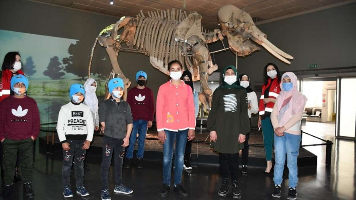 Savaşın çocukları Kahramanmaraş Arkeoloji Müzesini gezdi