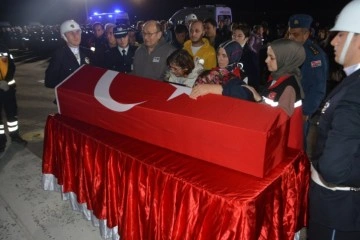 Şehit Baybörü'nün naaşı Ankara'ya uğurlandı