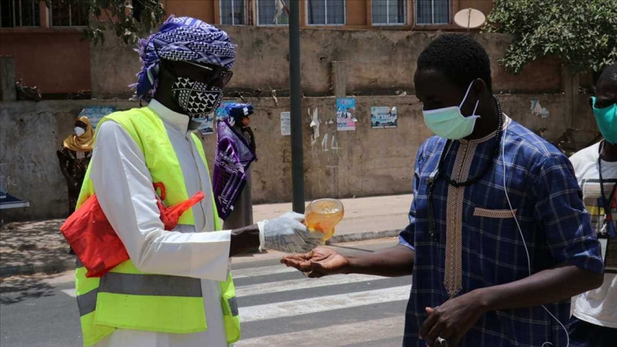 Senegal'de Kovid-19 nedeniyle sağlık alanında acil durum ilan edildi