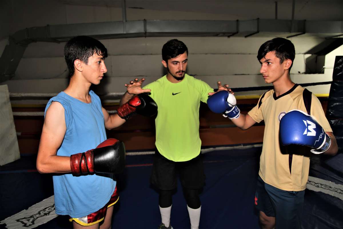 Şıhanlıoğlu kardeşler, kick boksta yeni başarılar hedefliyor