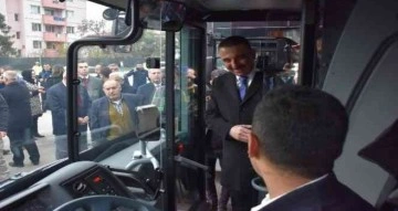 Siirt Belediyesi araç filosuna 11 otobüs daha kattı