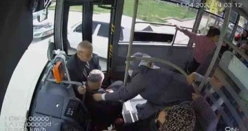 Siirt’te kadın otobüs şoförü, bayılan yolcuyu hastaneye yetiştirdi