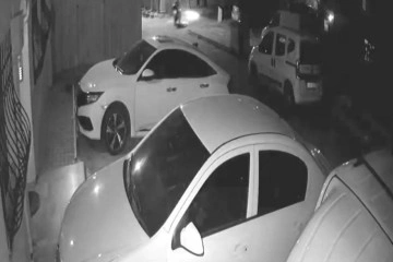 Sipariş verip bekledikleri motosikletli kuryeyi pompalı t&uuml;fekle vurdular