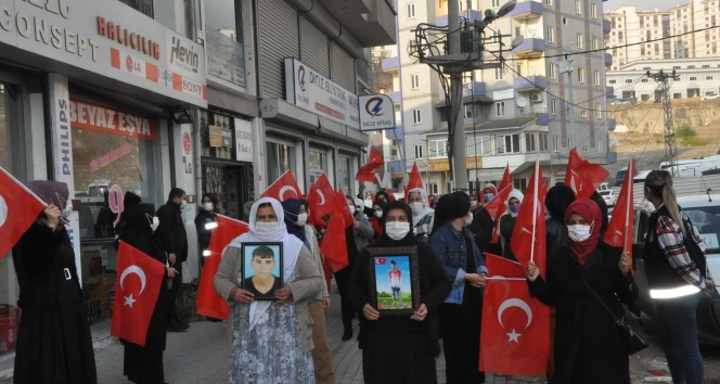 Şırnak anneleri HDP'den çocuklarını istiyor