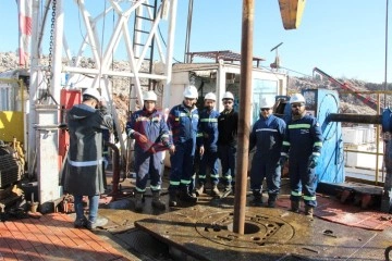 Şırnak Namaz Dağı&rsquo;nda petrol araması i&ccedil;in sondaj &ccedil;alışması başladı