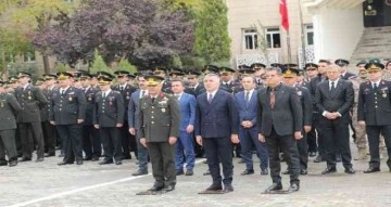 Şırnak’ta 10 Kasım anma töreninde yarışmalarda dereceye girenler ödüllendirildi