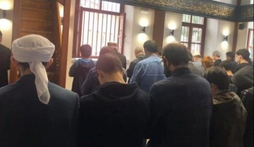 Sivasi Tekke Camii ibadete açıldı: Bütün milletler aynı safta