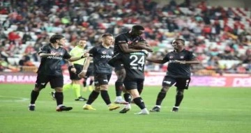 Sivasspor ligdeki galibiyet sayısını 10’a çıkarttı