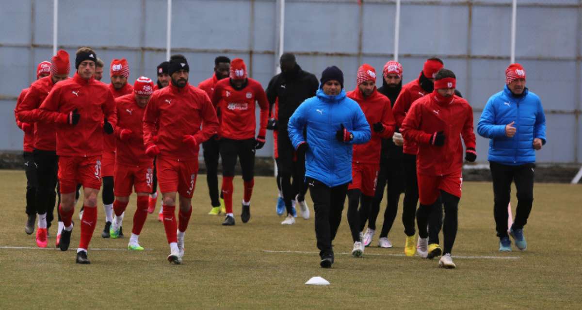 Sivasspor, zorlu Trabzonspor maçı hazırlıklarını sürdürüyor