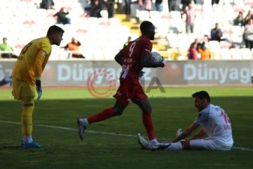Sivasspor’da Yatabare gol sayısını 5’e çıkardı