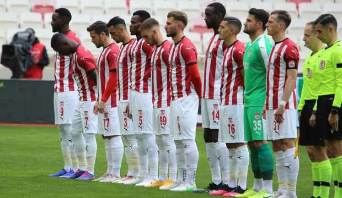 Sivasspor&rsquo;un yenilmezlik serisi 9 maça çıktı
