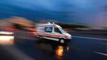 Sivas'ta hafif ticari araç devrildi: 1 kişi öldü, 5 kişi yaralandı!