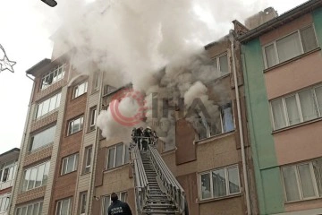 Sivas’ta korkutan yangın: Yanmaktan son anda kurtarıldı