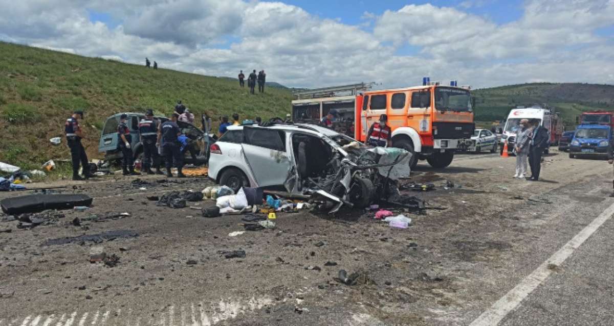 Sivas'taki kazada ölen 9 kişinin kimlikleri belirlendi