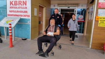 Sokakta hem t&uuml;fekle hem de tabancayla saldırıya uğradı