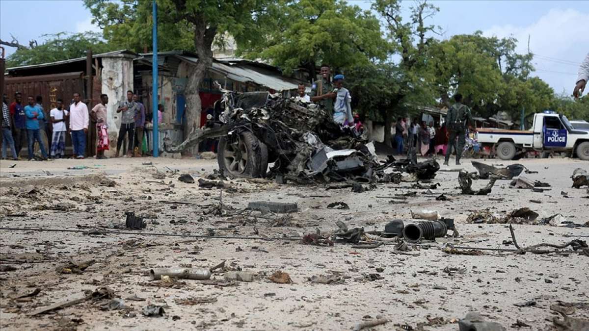 Somali'de Banadir bölge polis komutanının konvoyuna bombalı saldırı