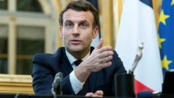 Son dakika haberleri! Fransa Cumhurbaşkanı Macron'dan Covid-19 konusunda '65 yaş üstü&#039