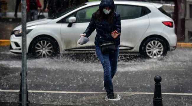Son dakika: Meteoroloji 46 il i&ccedil;in uyardı! Şemsiyeleri hazırlayın, &ccedil;ok kuvvetli geliyor...