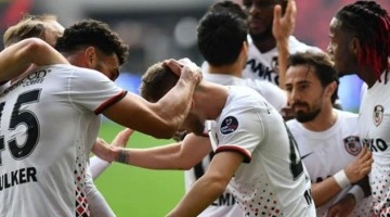 Son Dakika: Tam 5 gollü maç! Erol Bulut'un takımı Gaziantep, Konyaspor'un serisine son ver