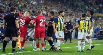 Spor Toto Süper Lig: Fenerbahçe: 1 Gaziantep FK: 0 (İlk yarı)