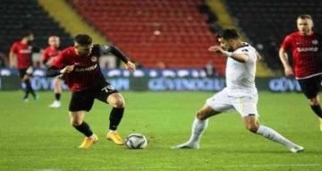 Spor Toto Süper Lig: Gaziantep FK: 0 - Yeni Malatyaspor: 0 (Maç Sonucu)