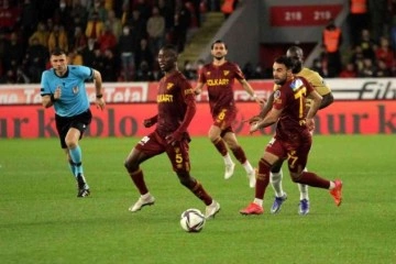 Spor Toto Süper Lig: Göztepe: 2 Gaziantep FK: 1 (Maç Sonucu)