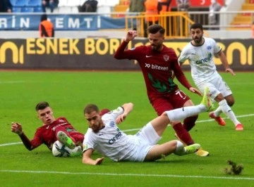 Spor Toto Süper Lig: Kasımpaşa: 2 Hatayspor: 0 (İlk yarı)