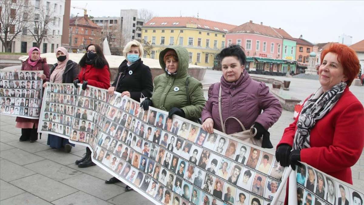 Srebrenitsa anneleri kayıp yakınlarının artık bulunmasını istiyor