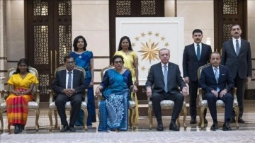 Sri Lanka Büyükelçisi Dissanayake, Cumhurbaşkanı Erdoğan'a güven mektubu sundu