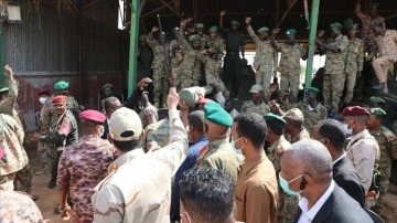 Sudan'da nüfuz ortağı ÖDBG, orduyu demokratik geçişten caymakla suçladı