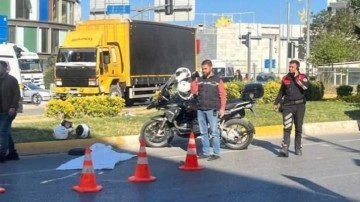 Sultanbeyli&rsquo;de polisin şehit olduğu kaza; TIR şoförüne ilk duruşmada tahliye