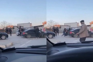 Sultanbeyli&rsquo;de u&ccedil;an tekmeli yol verme kavgası kamerada